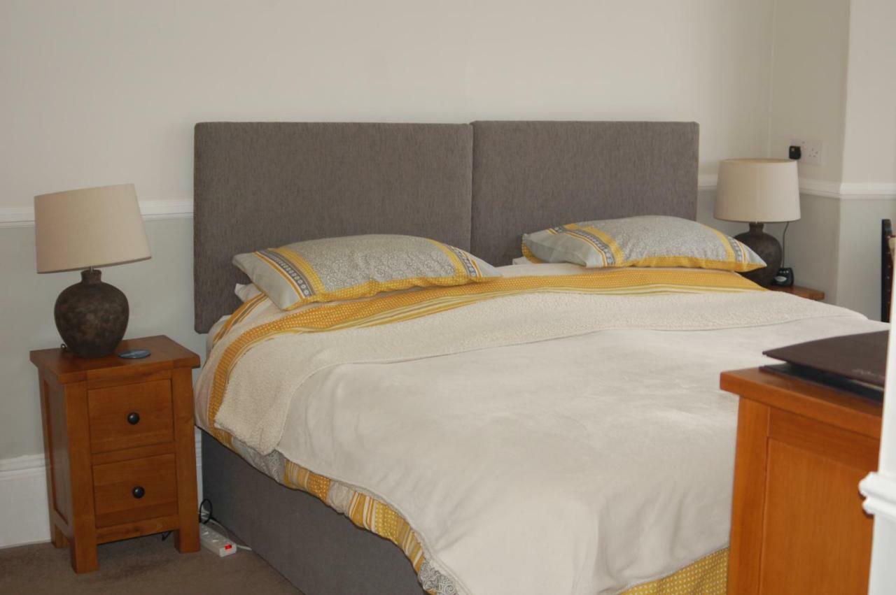 Knights Rest Bed & Breakfast Shanklin Bagian luar foto